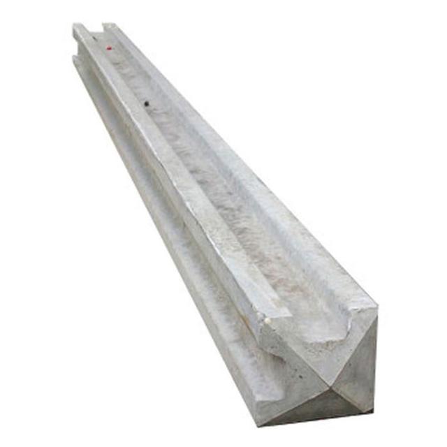 Supreme Concrete Wet Cast Slotted Concrete Corner Fence Post (125 x 125mm 7'9")